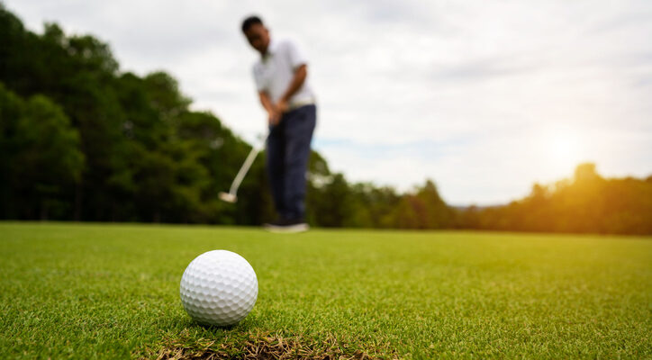 teren de vanzare pentru teren golf